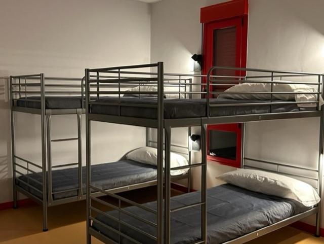 Albergue A Pobra Do Brollon Buitenkant foto